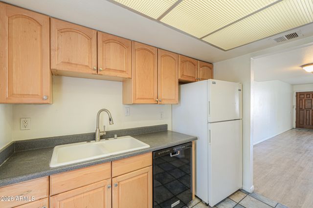 1927 E HAMPTON Avenue 258, Mesa, AZ 85204