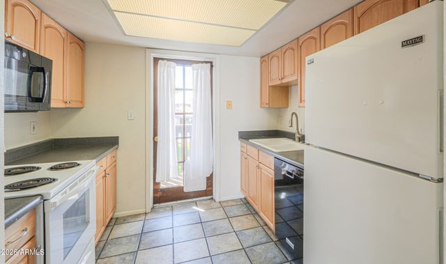 1927 E HAMPTON Avenue 258, Mesa, AZ 85204