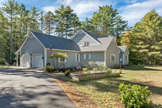 4 Partridgeberry Circle, Tuftonboro, NH 03850
