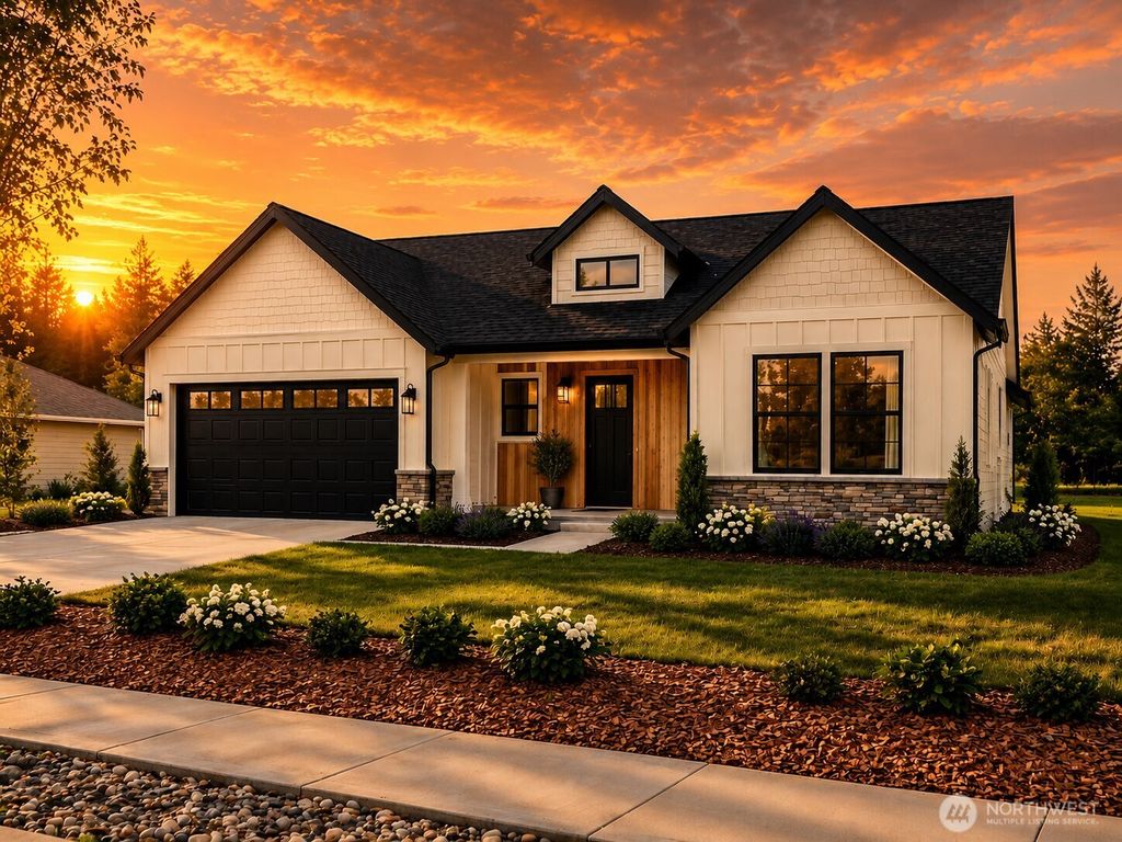 124 ANNABELLE Street, Castle Rock, WA 98611