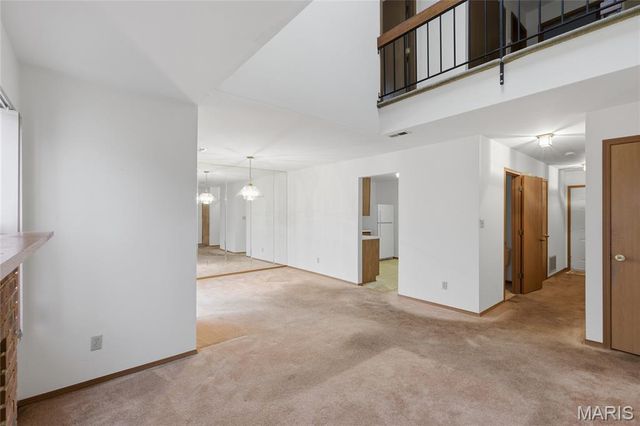 1052 Boggan Place, Hazelwood, MO 63031