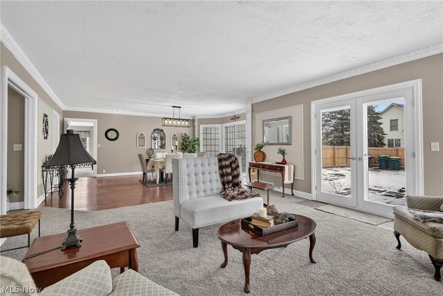 9461 Whalers Cove, Mentor, OH 44060