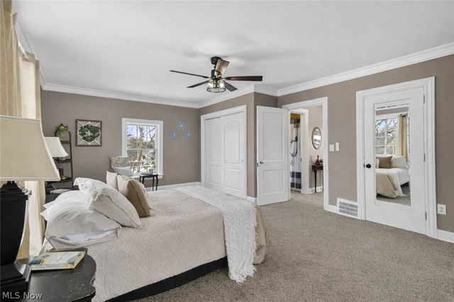 9461 Whalers Cove, Mentor, OH 44060