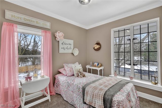 9461 Whalers Cove, Mentor, OH 44060