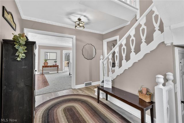 9461 Whalers Cove, Mentor, OH 44060