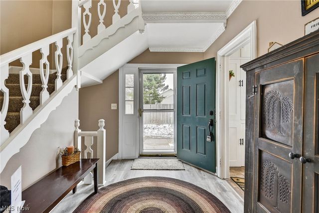 9461 Whalers Cove, Mentor, OH 44060