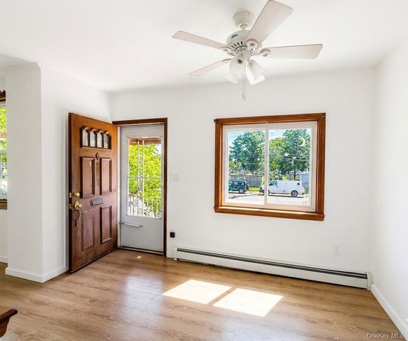 59-32 164th Street, Fresh Meadows, NY 11365