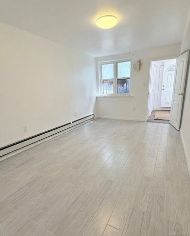 59-32 164th Street, Fresh Meadows, NY 11365