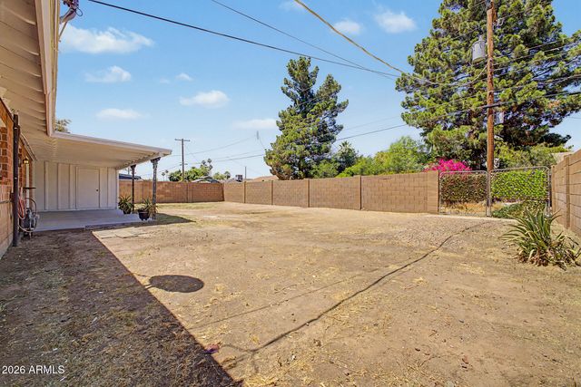 3616 W STELLA Lane, Phoenix, AZ 85019