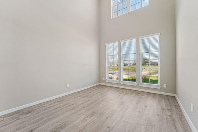 5214 Great Oaks Drive, Pearland, TX 77584