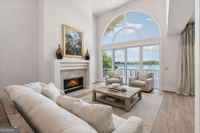 2917 Pointe Drive, Gainesville, GA 30506