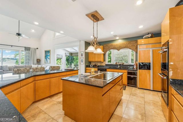 2917 Pointe Drive, Gainesville, GA 30506