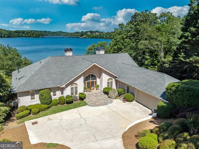 2917 Pointe Drive, Gainesville, GA 30506