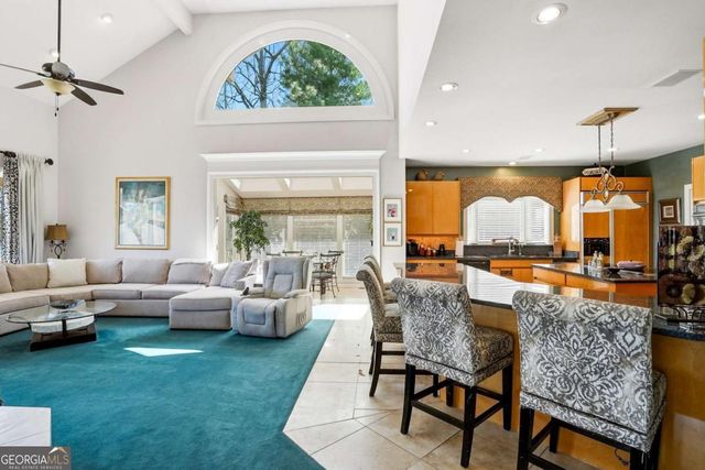 2917 Pointe Drive, Gainesville, GA 30506