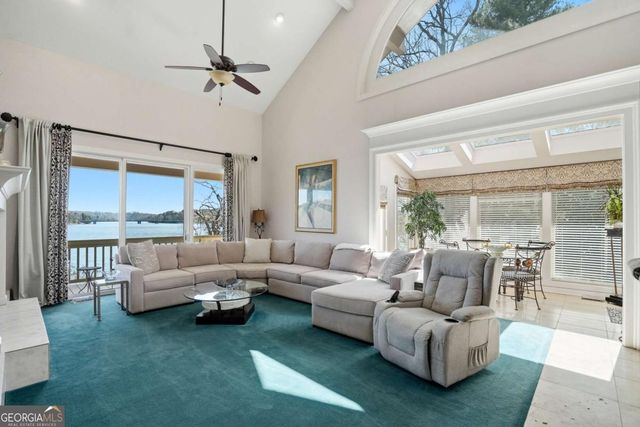 2917 Pointe Drive, Gainesville, GA 30506