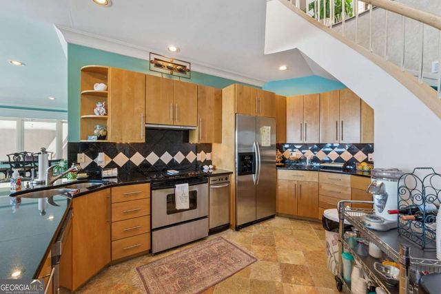 2917 Pointe Drive, Gainesville, GA 30506