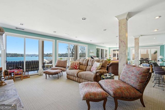 2917 Pointe Drive, Gainesville, GA 30506