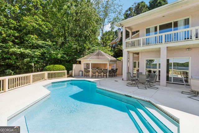 2917 Pointe Drive, Gainesville, GA 30506