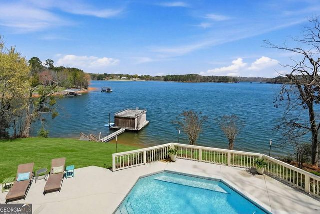 2917 Pointe Drive, Gainesville, GA 30506