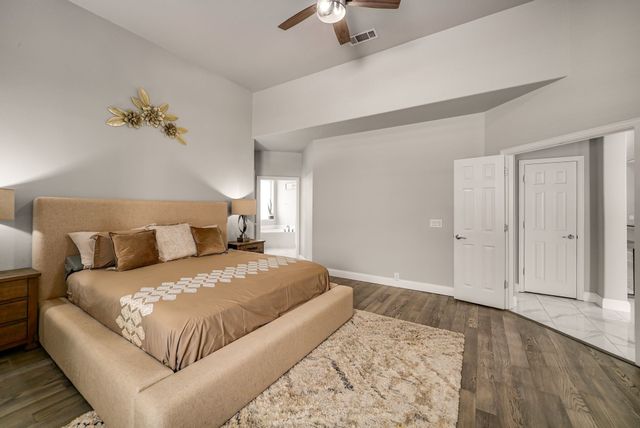 1055 Crystal Lake Drive, Frisco, TX 75036