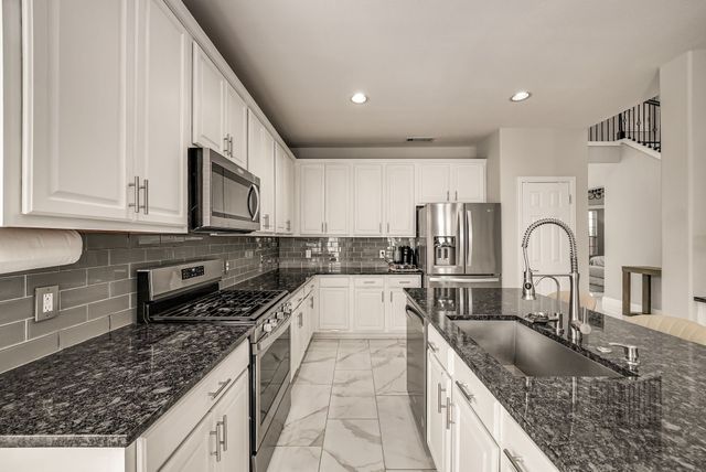 1055 Crystal Lake Drive, Frisco, TX 75036