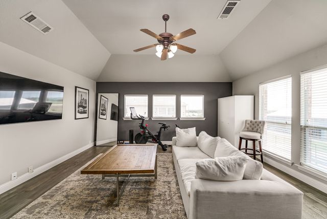 1055 Crystal Lake Drive, Frisco, TX 75036