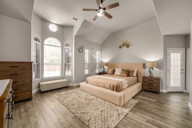1055 Crystal Lake Drive, Frisco, TX 75036