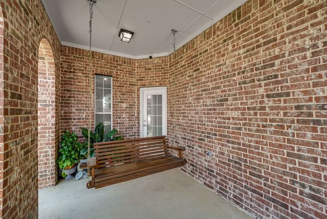 1055 Crystal Lake Drive, Frisco, TX 75036