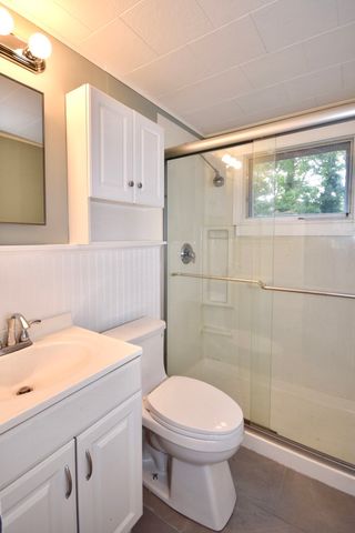 12 Lake Rd E, Yarmouth, MA 02673