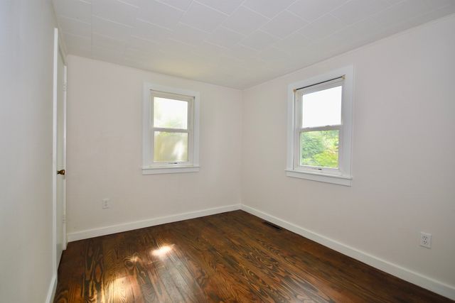 12 Lake Rd E, Yarmouth, MA 02673