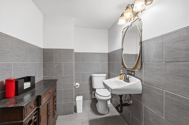 2104 E Carson St, South Side, PA 15203