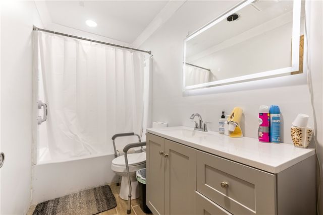 905 S Park Place, Rogers, AR 72758