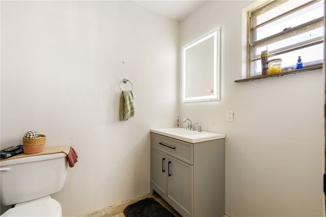 905 S Park Place, Rogers, AR 72758