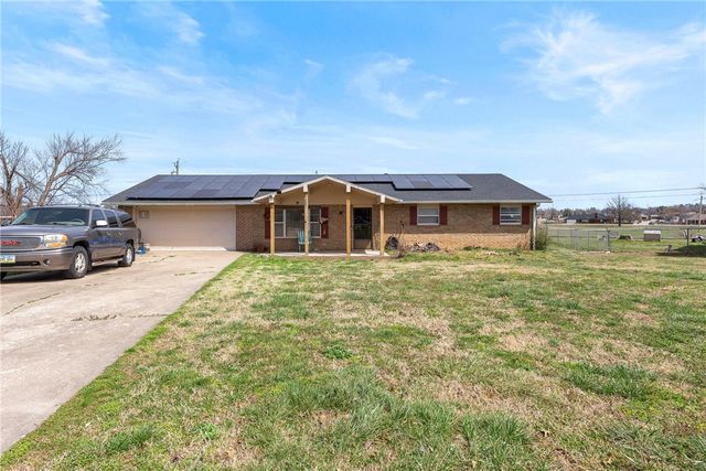 905 S Park Place, Rogers, AR 72758