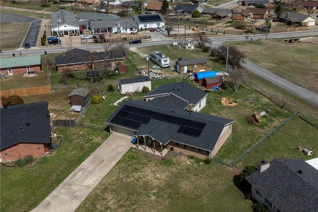 905 S Park Place, Rogers, AR 72758