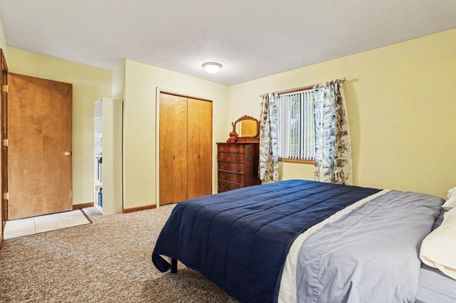 5246 Green Meadow Road Q, Kalamazoo, MI 49009