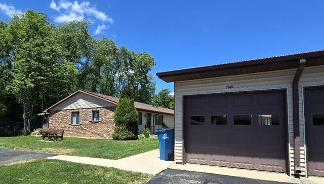 5246 Green Meadow Road Q, Kalamazoo, MI 49009