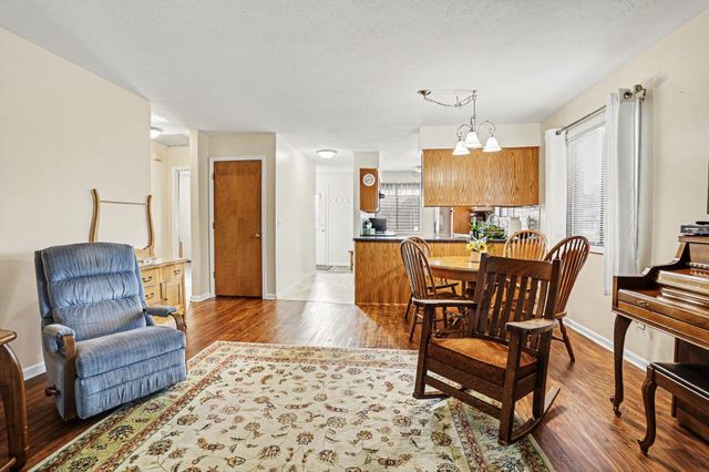 5246 Green Meadow Road Q, Kalamazoo, MI 49009