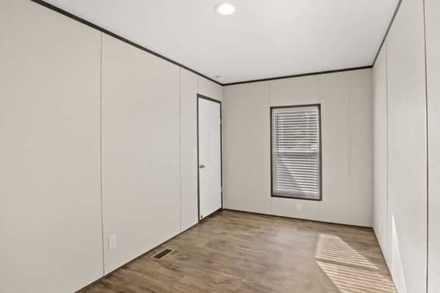 111 Kathy Circle, Mabank, TX 75156