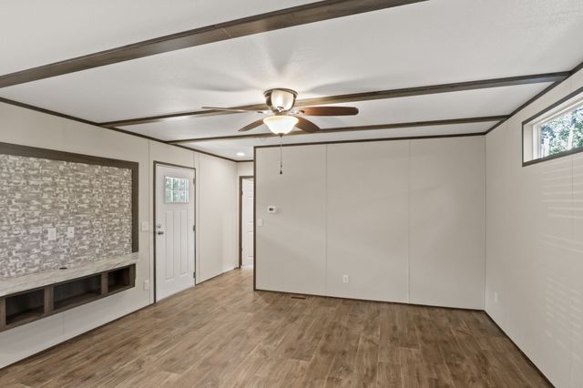 111 Kathy Circle, Mabank, TX 75156