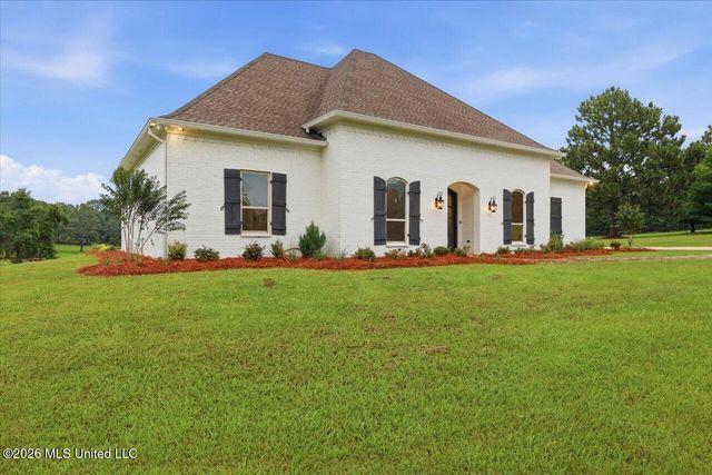 116 Sky Meadow Road, Flora, MS 39071