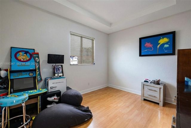 11667 NE 18th Dr 11667, North Miami, FL 33181