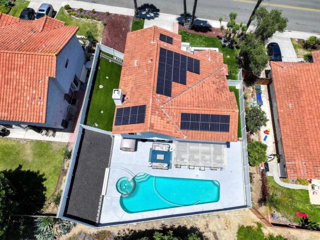 1965 Avenida La Posta, Encinitas, CA 92024