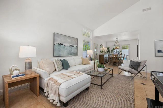 1965 Avenida La Posta, Encinitas, CA 92024