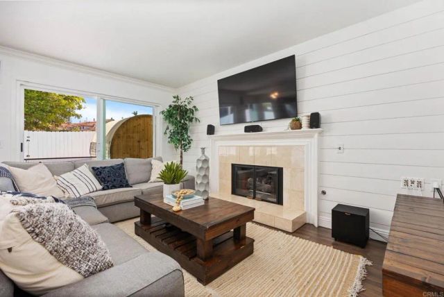 1965 Avenida La Posta, Encinitas, CA 92024