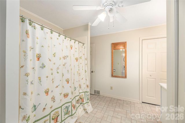69 Emerald Lane, Hendersonville, NC 28792