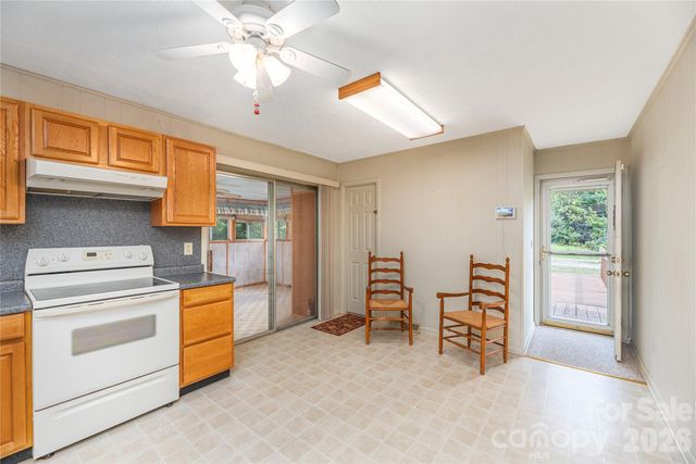 69 Emerald Lane, Hendersonville, NC 28792