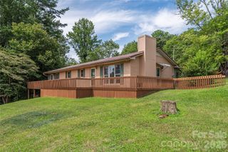 69 Emerald Lane, Hendersonville, NC 28792