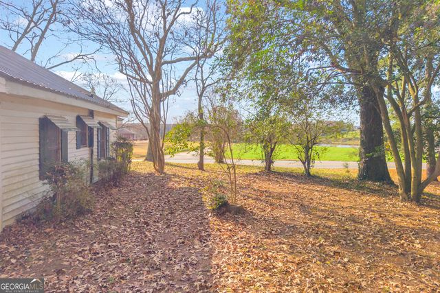 1898 Sandy Cross Road, Royston, GA 30662