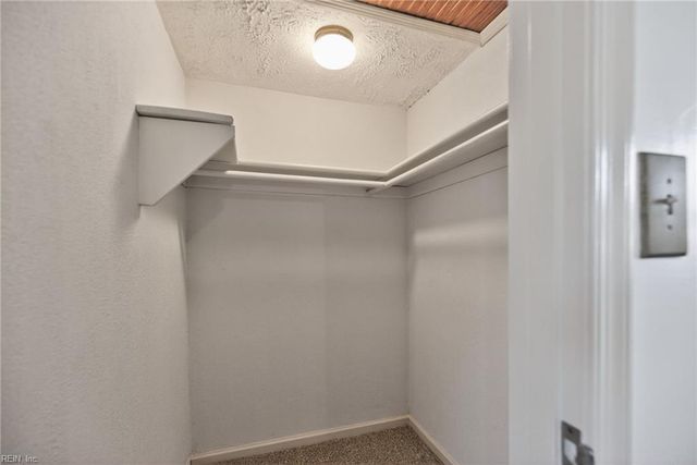 77 Bunting LN, Poquoson, VA 23662